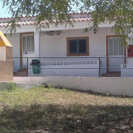 Parque de Campismo Camping Canelas *